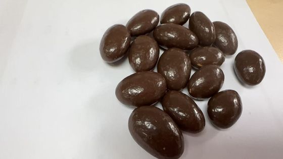 Шоколадные орехи (миндаль) и йогуртные шоколадные орехи (миндаль)