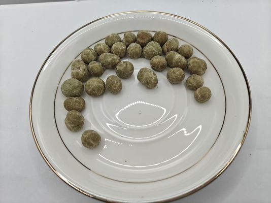 Питательные, вкусные, высокобелковые арахисы с морскими водорослями в оптовой упаковке.