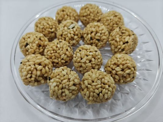 С высоким содержанием белка ореховые рисовые шарики