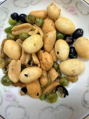 Смешанные орехи