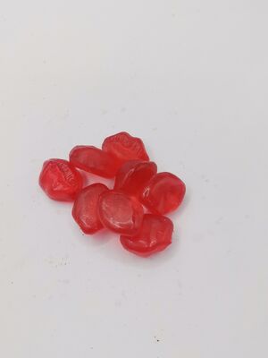 Косметические жевательные конфеты без сахара со вкусом клубники, коллагеном и биотином в 7 пакетиках для здоровья кожи и волос