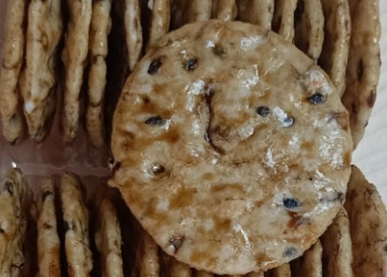 Никакой крася вкус соевого соуса сезама не зажарил в духовке закуски шутих риса хрустящие весь возраст